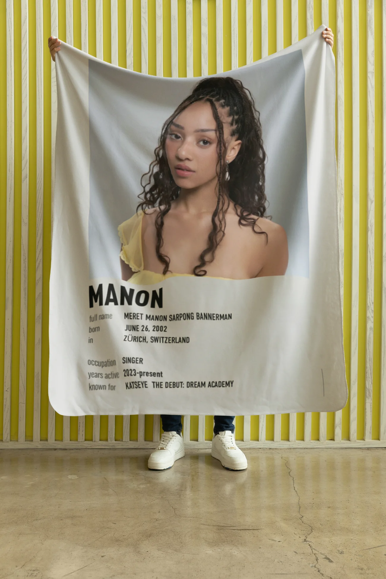 katseye manon blanket