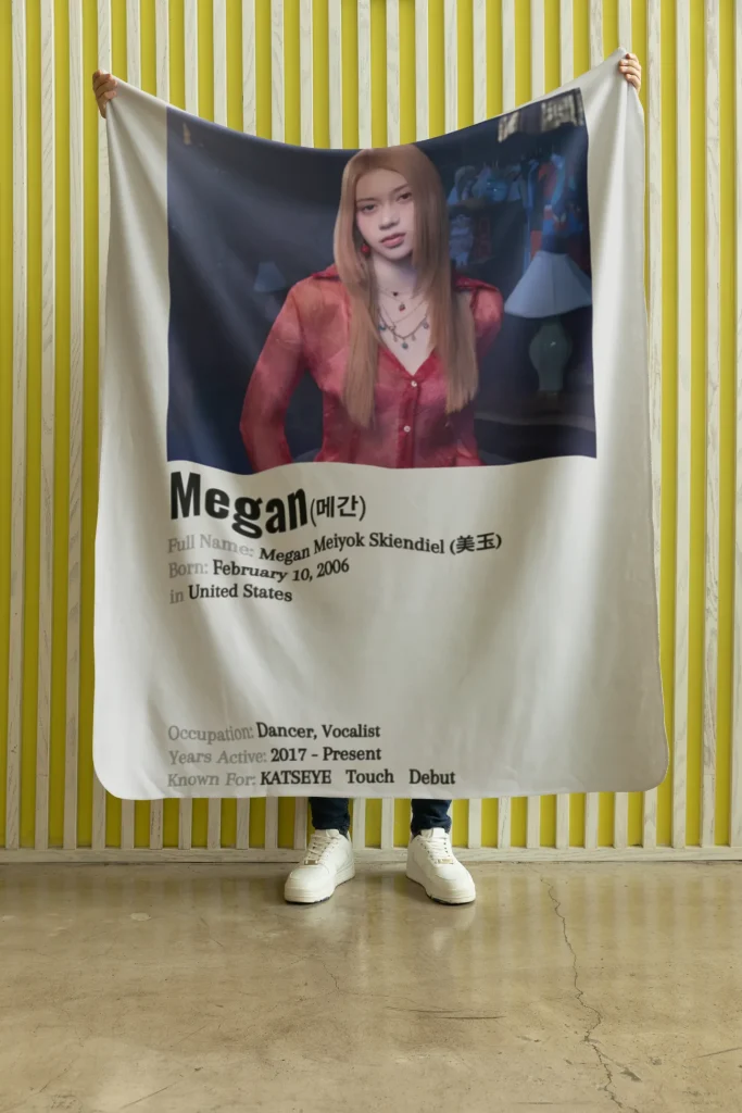 Katseye Megan Blanket