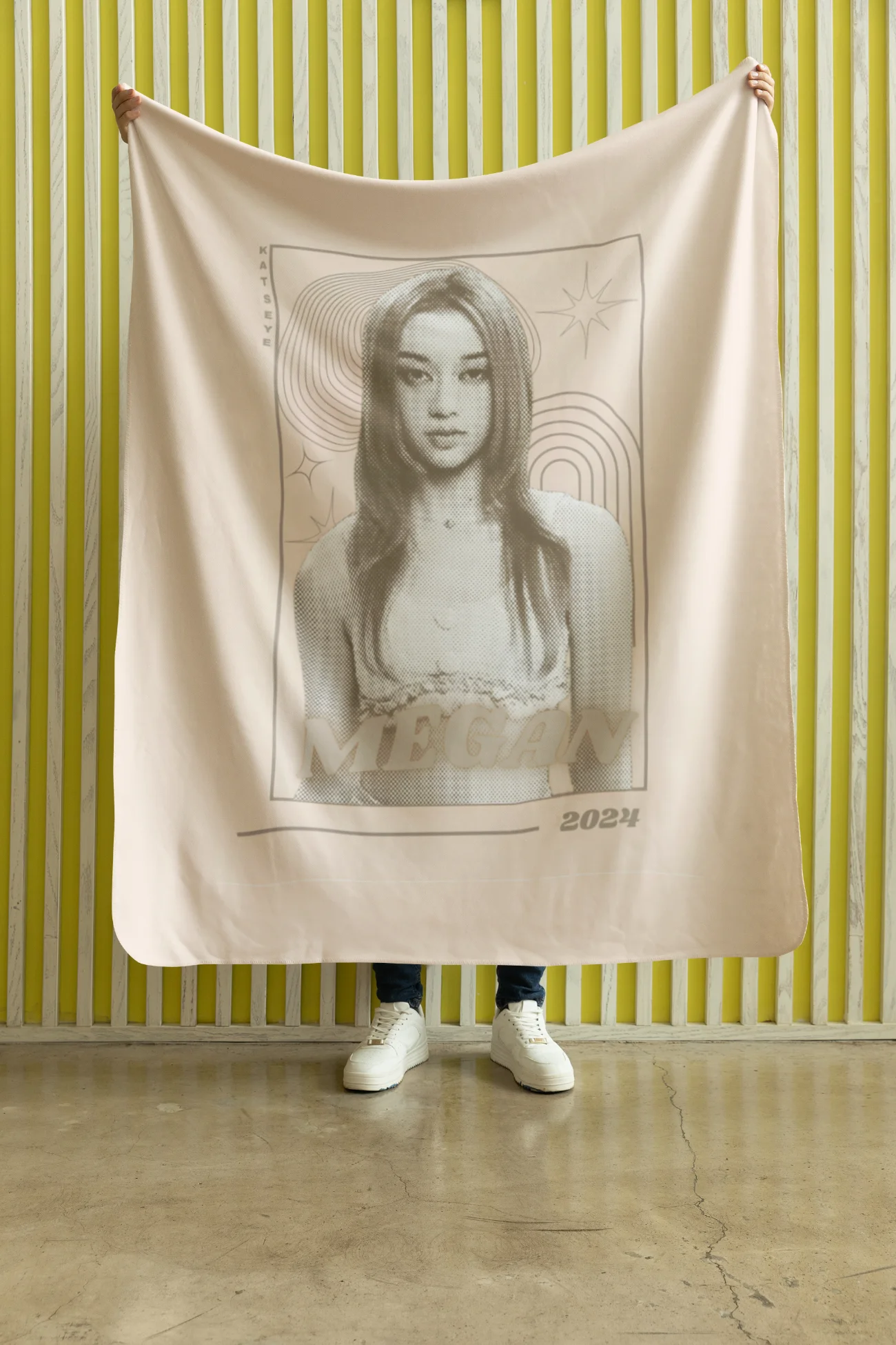 Katseye Megan Blanket