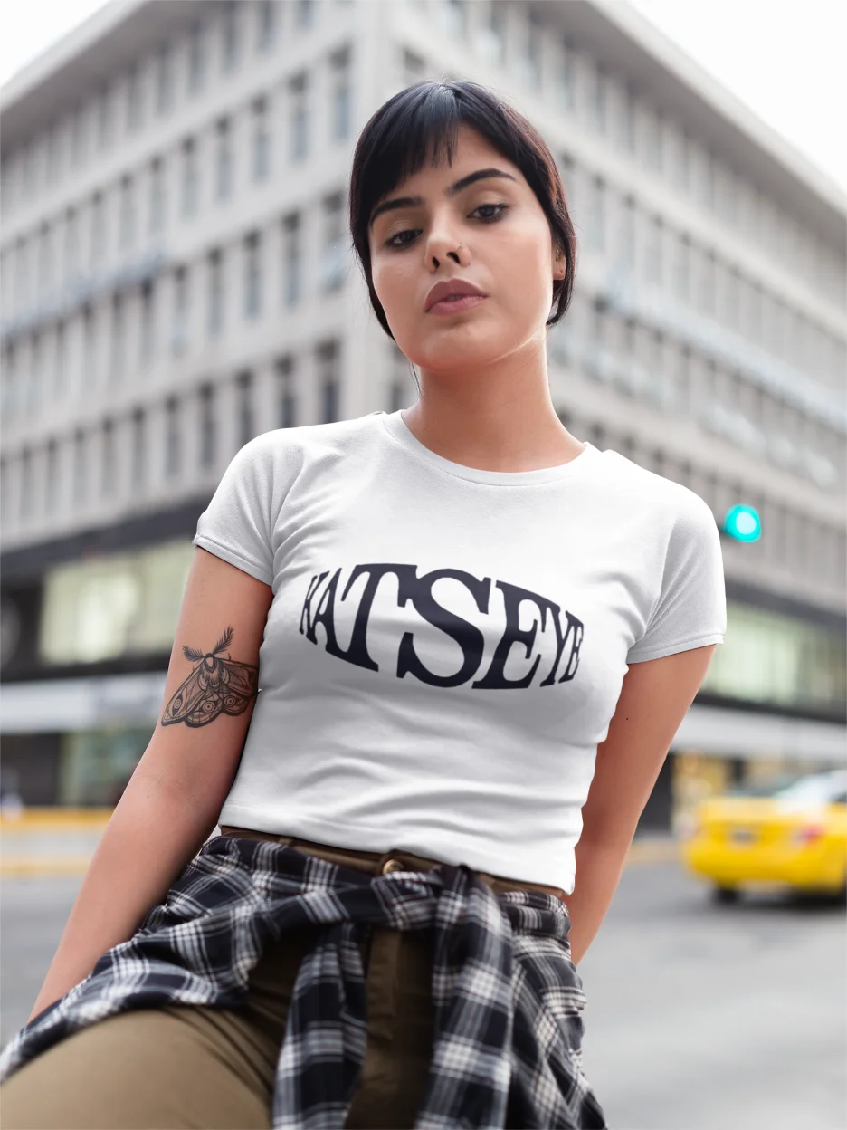 beautiful giel wearing 2026 katseye fisheye t-shirt